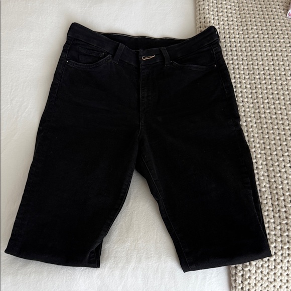 H&M Black Skinny Jeans for Women - Picture 2 of 6